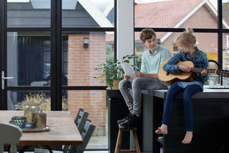 aanbouw-keuken-aluminium-kozijnen